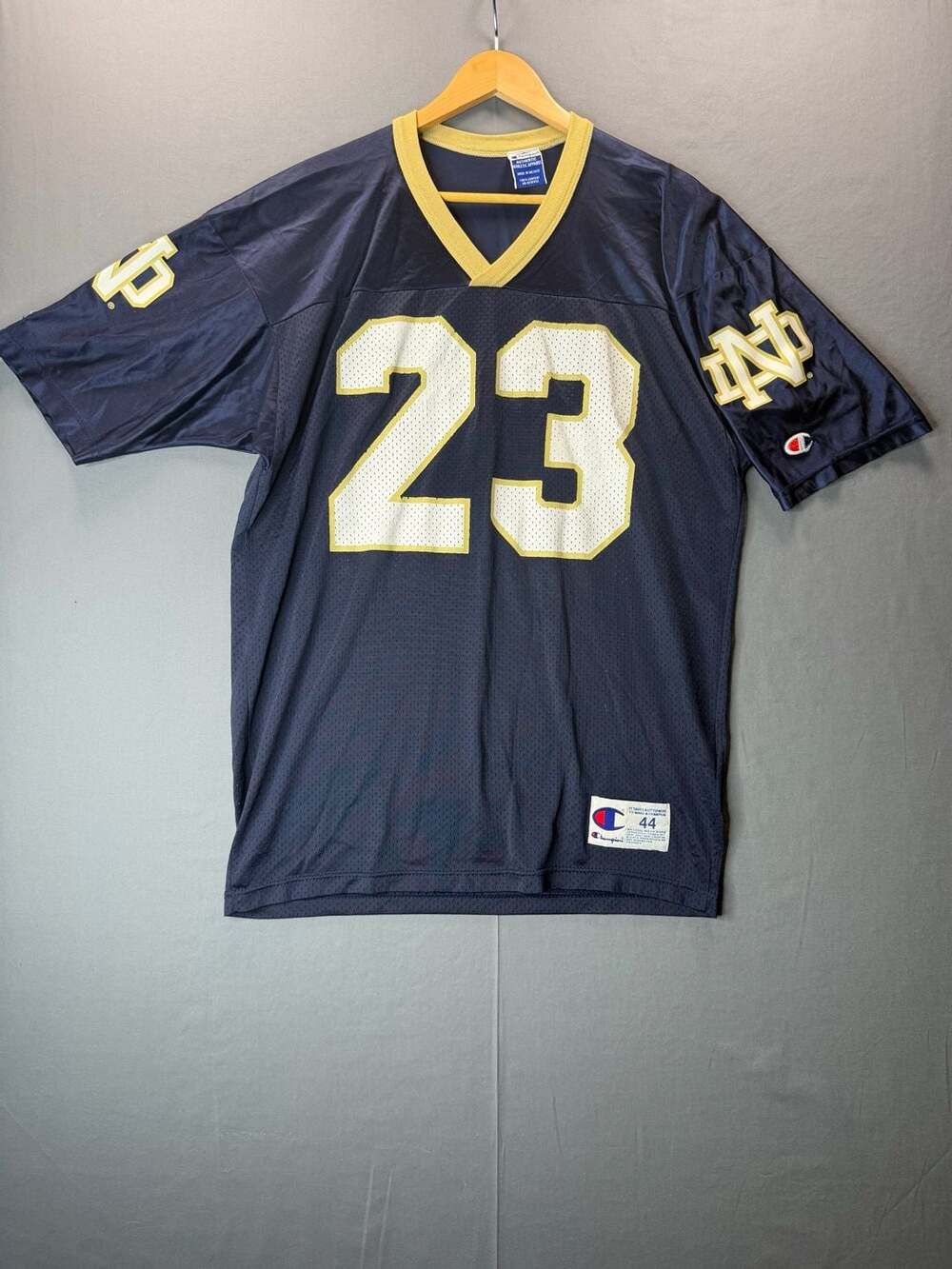 Vintage 90’s Champion Notre Dame Fighting Irish Jersey Size 44 #23 Blue Football